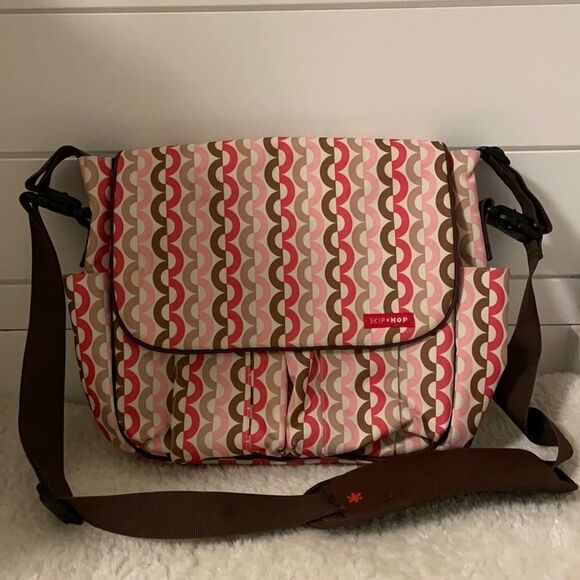 Skip Hop Pink and Brown Diaper Bag - Picture 1 of 11